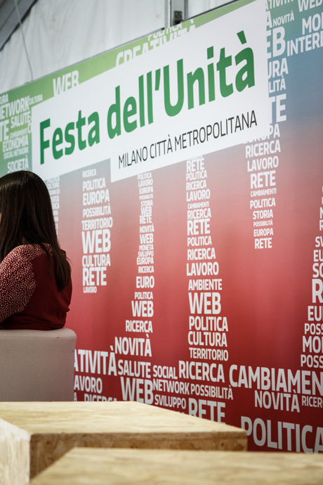 Dettaglio del palco dibattiti realizzato per la Festa de l’Unità di Milano 2014
